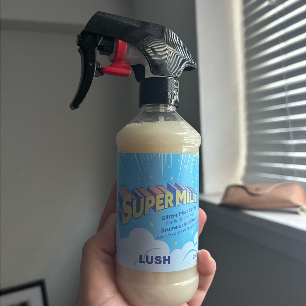 Lush Super Milk Glitter Mist